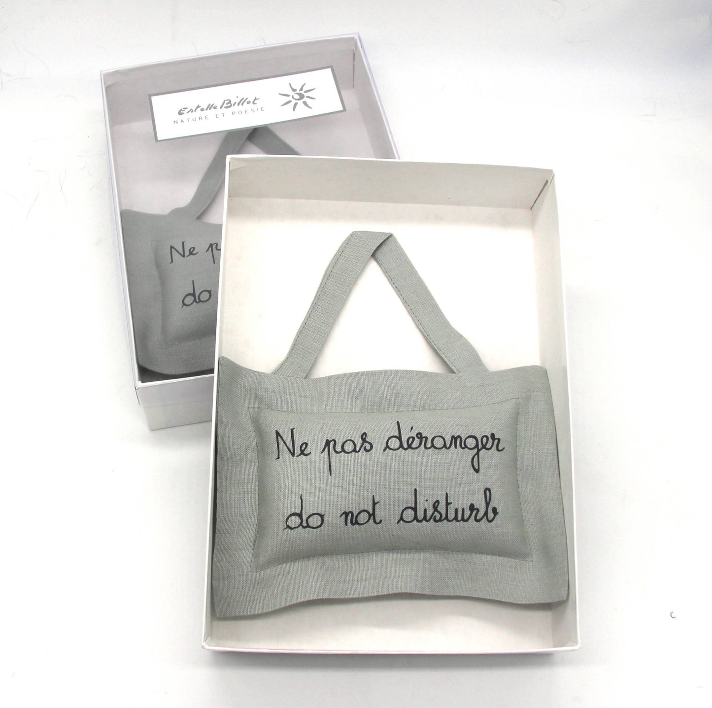 "Do not disturb" in French and English Hanging pillow