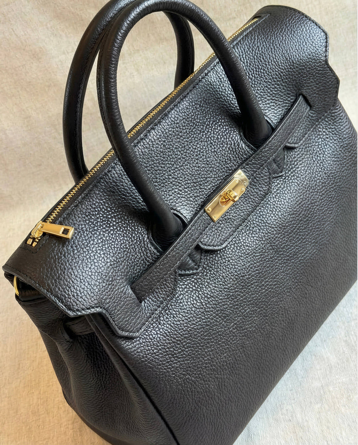 La Femme Carryall