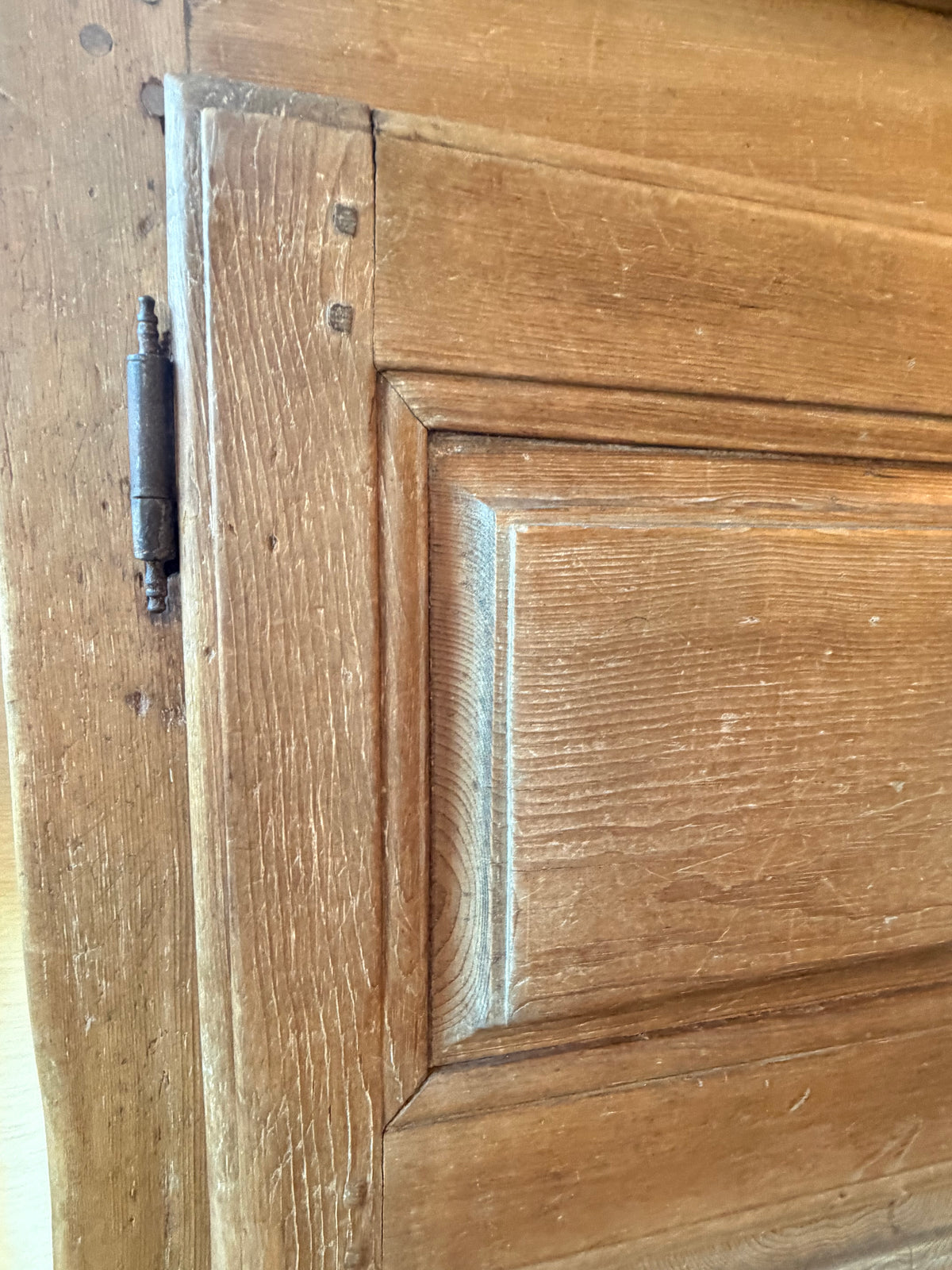 Le Marchande oak kitchen cabinet free shipping