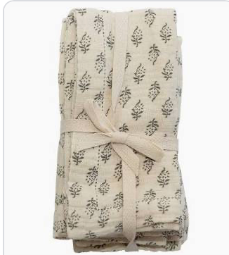 Napkins with Printed Floral Pattern