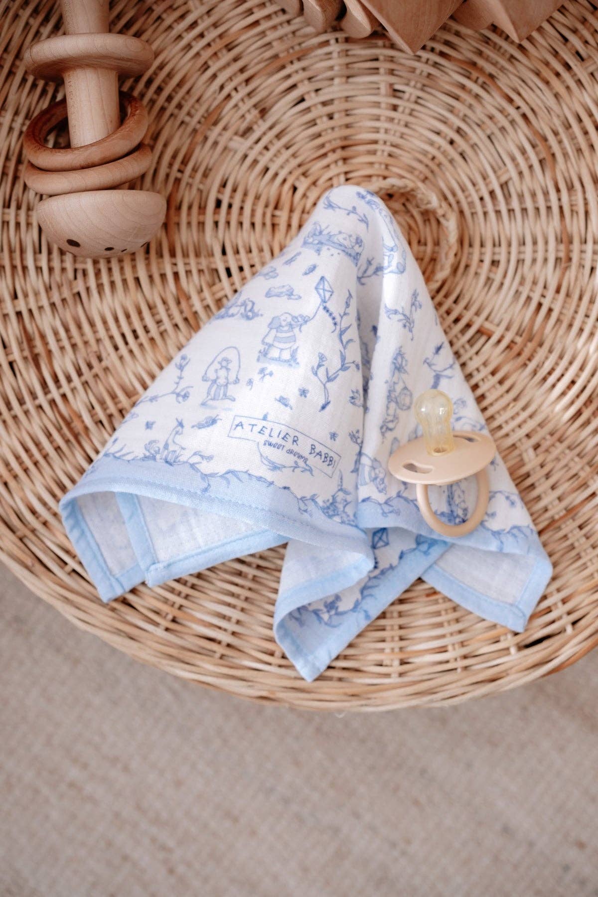 Toile de Jouy Blue Burp Cloth