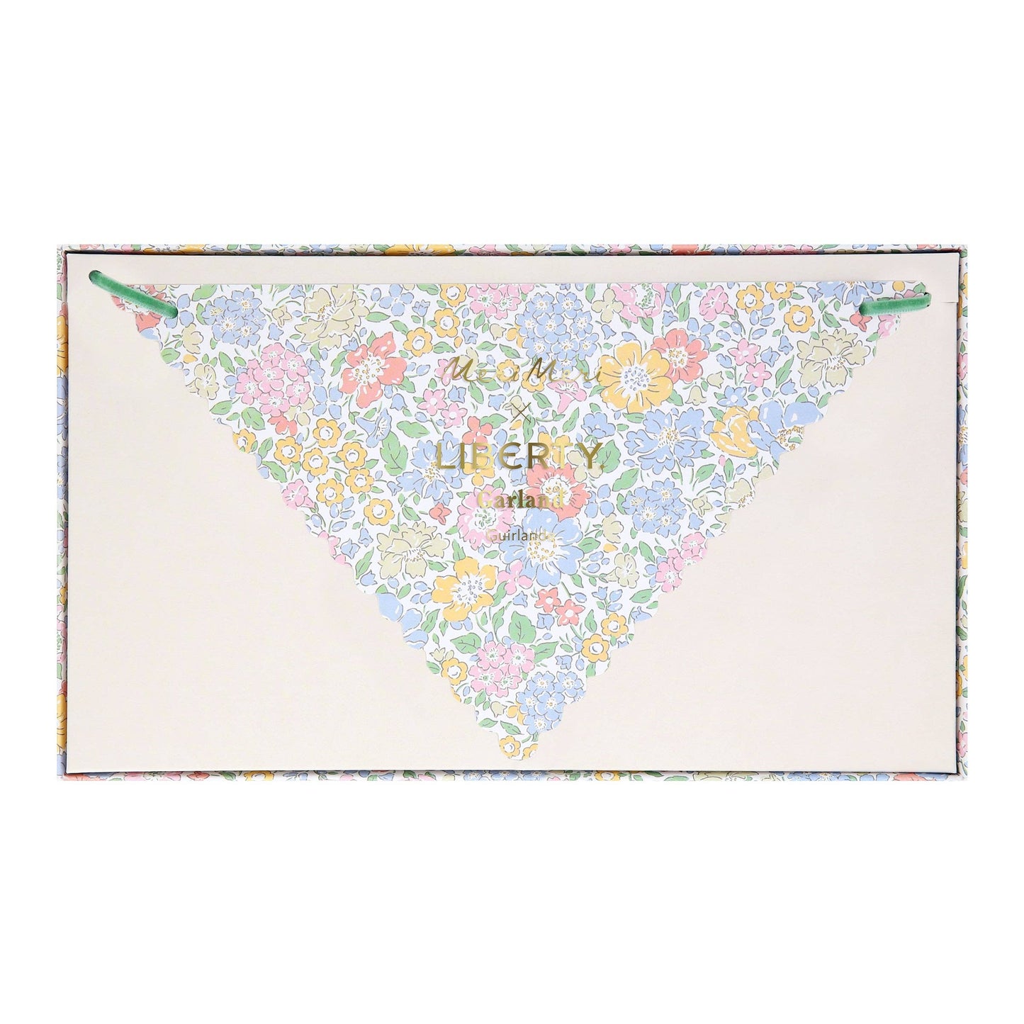 Liberty Scalloped Garland